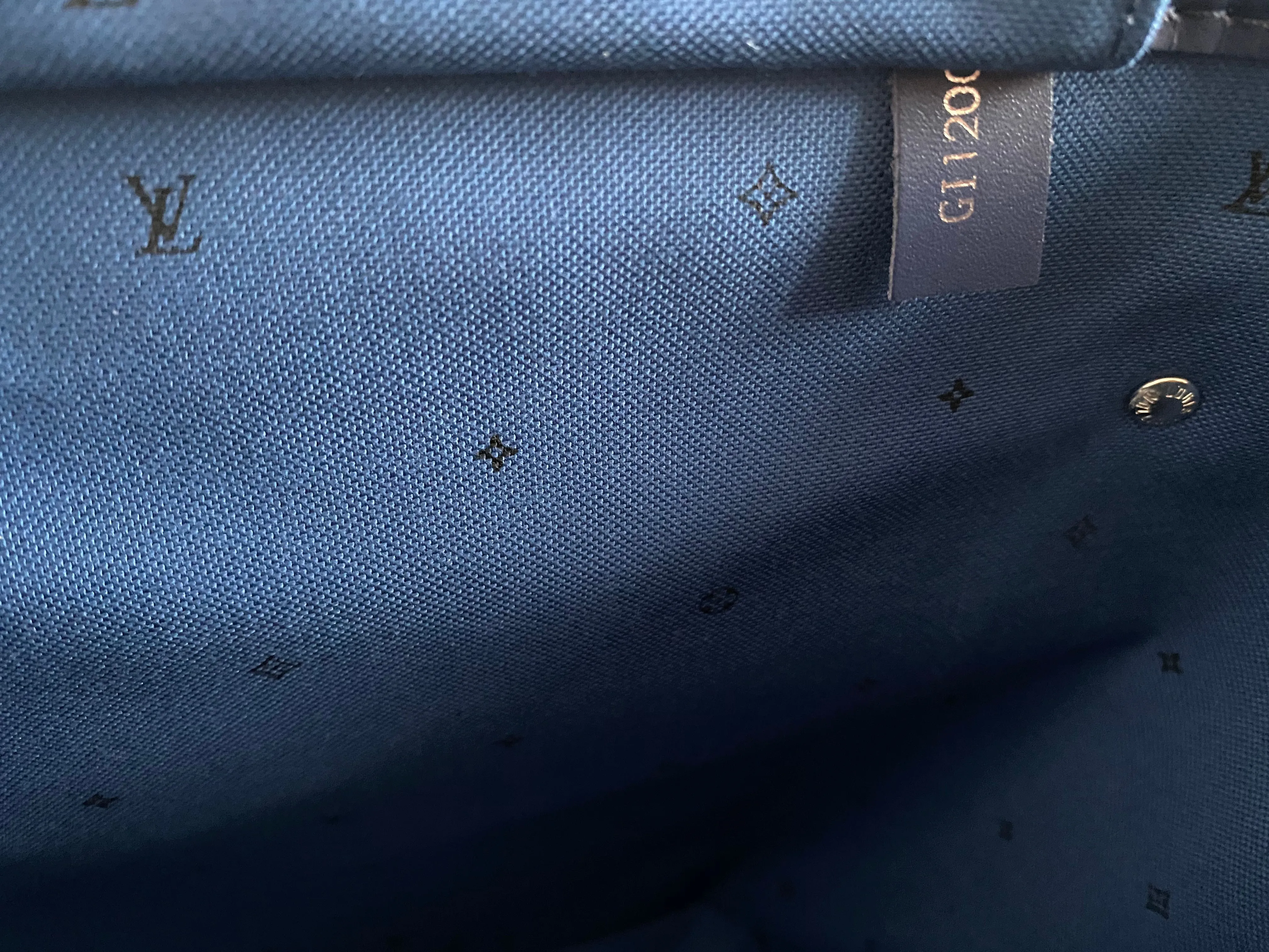 Louis Vuitton | Escale Neverfull Tie Dye | M45128